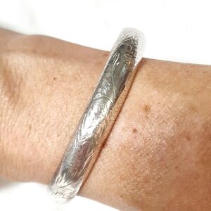 Vintage Sterling Silver 925 Etched Women's Bangle Bracelet